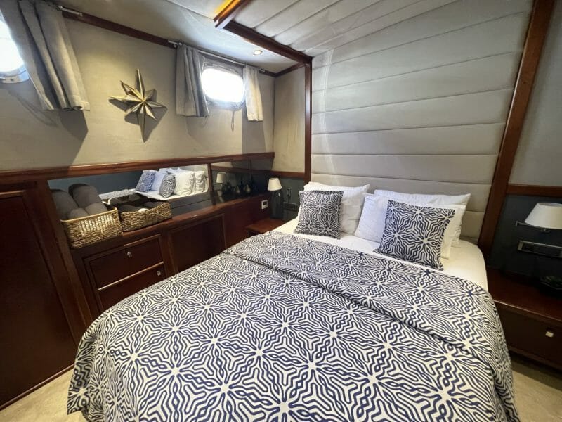 Yacht cabin