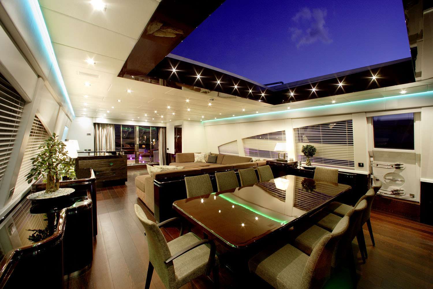 AB Yacht 140 retractable roof