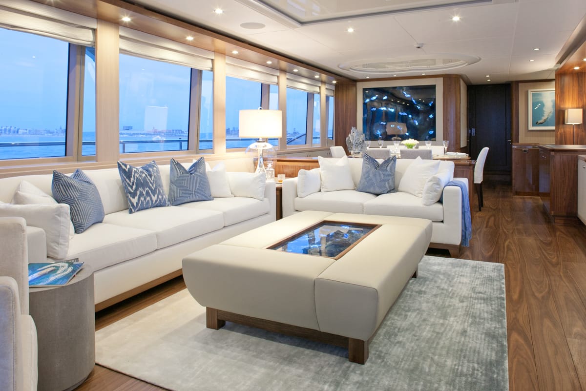 Yacht Firefly - Lounge