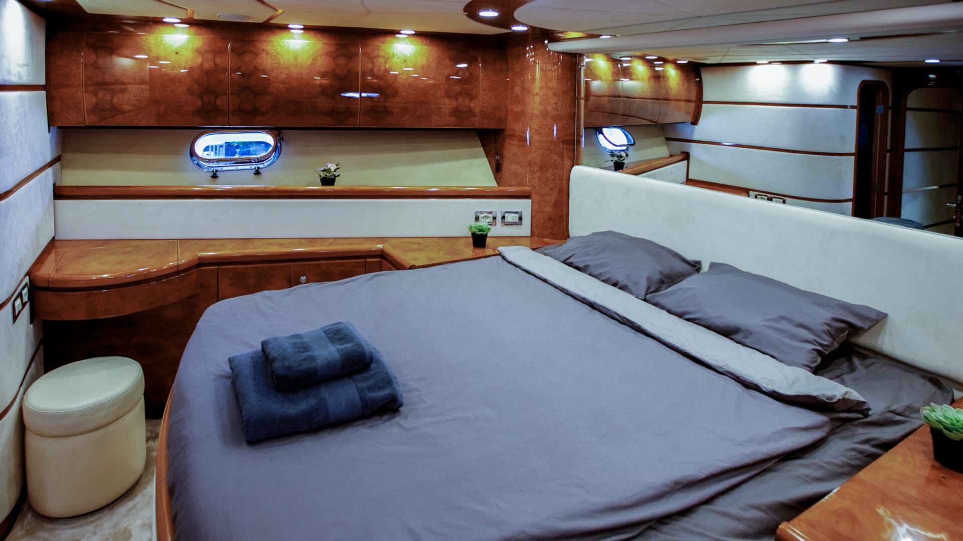 Montefino 70 - guest cabin