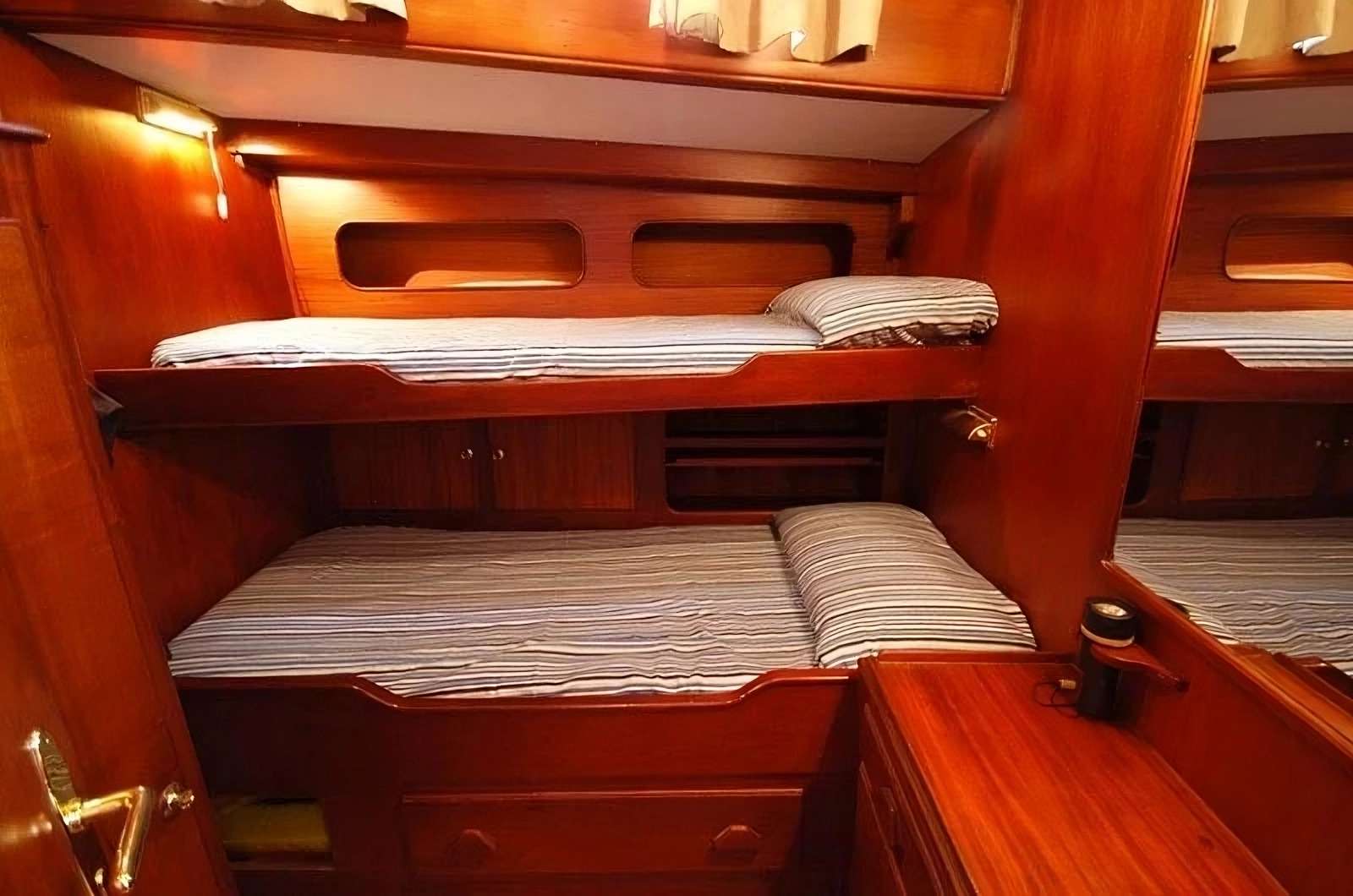 Sangermani - bunk bed cabin
