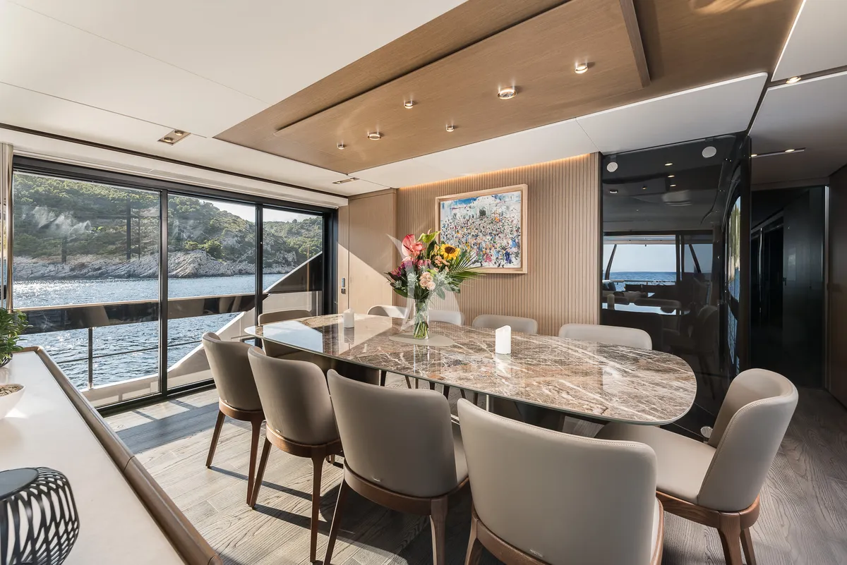 Nailu Ferretti 1000 - interior dining table
