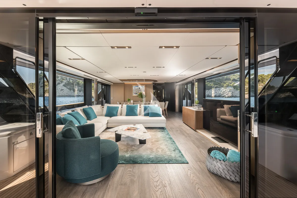 Nailu Ferretti 1000 - salon