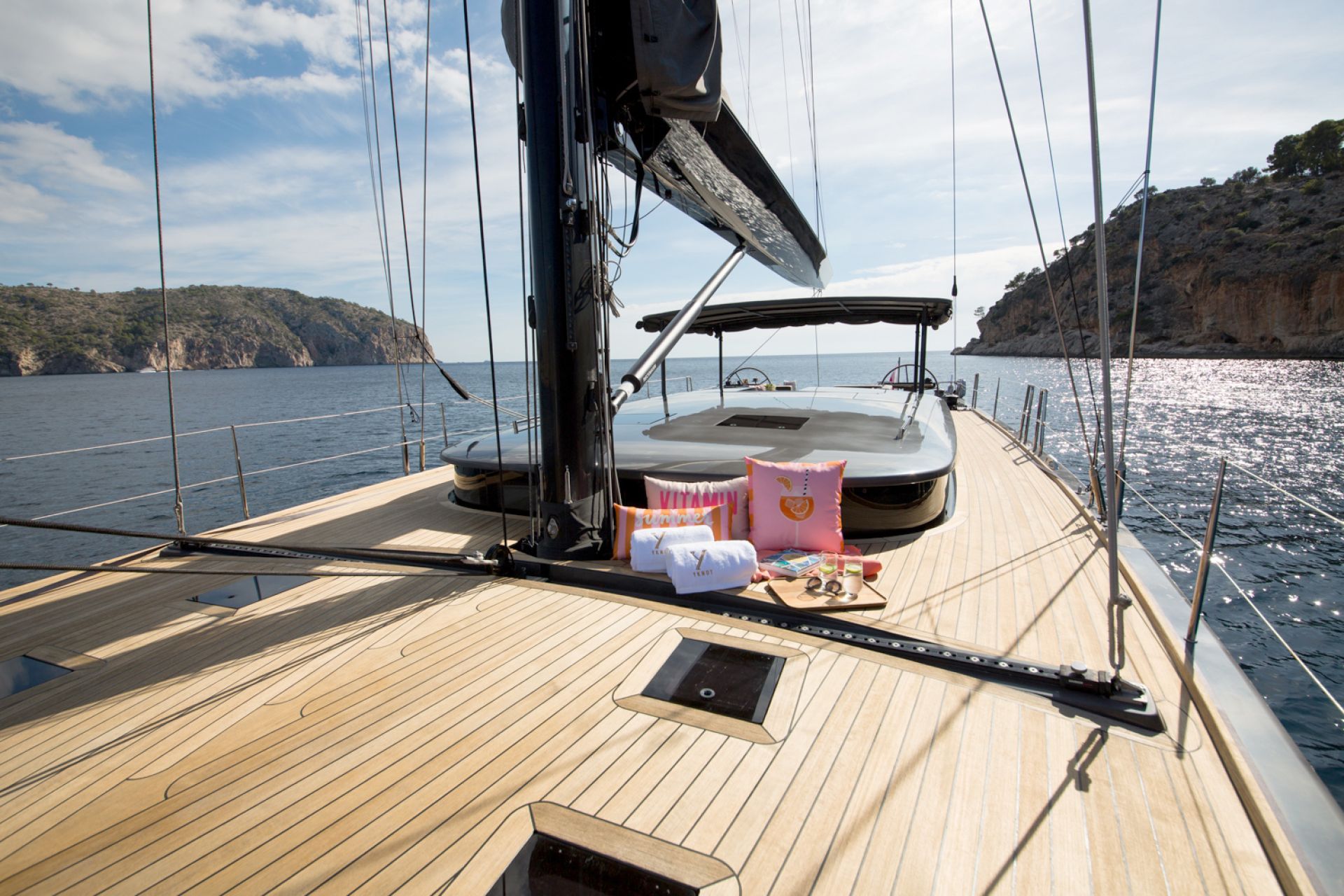 YKNOT - deck
